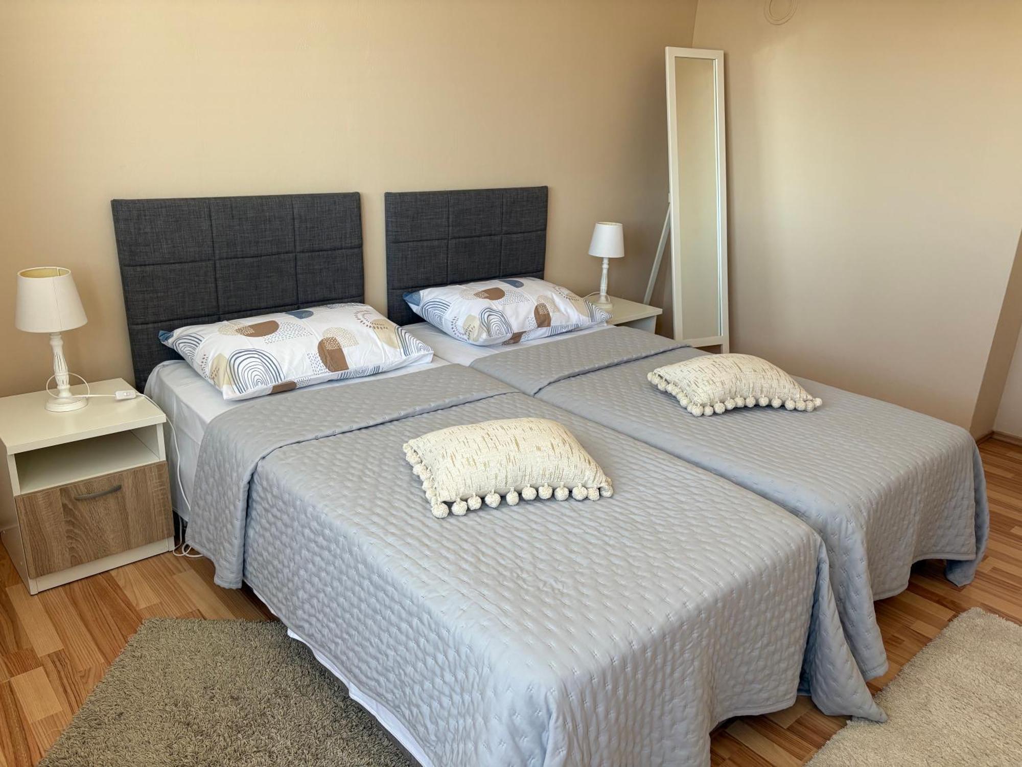 Luna Apartamento Zadar